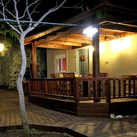 Golan Rooms At Sagi Family Country Lodging Мошав-Рамот Экстерьер фото